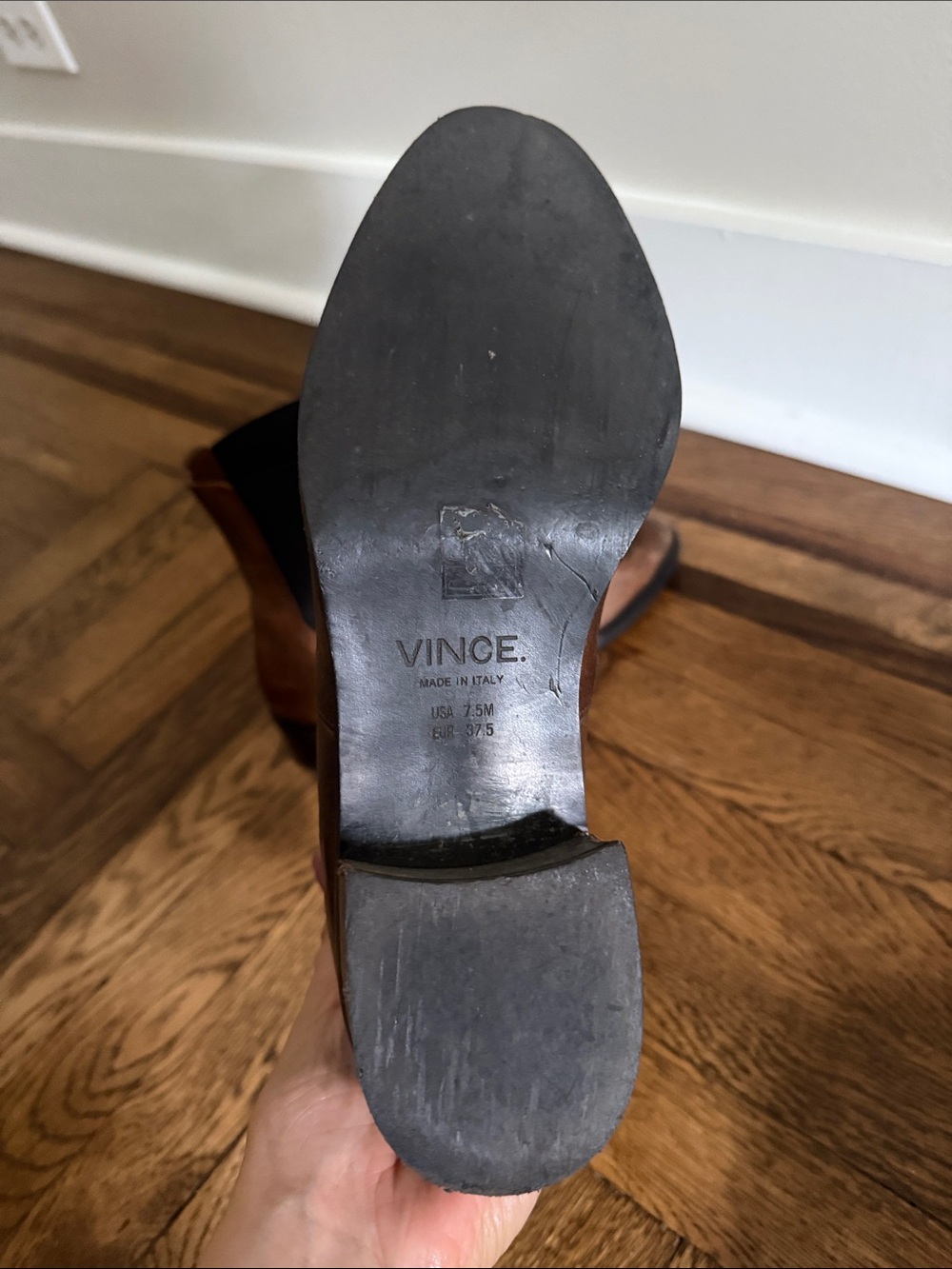 Vince Distressed Brown Leather Chelsea Boots - Picture 4 of 6